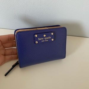 Kate Spade Cara Wellesley Blue Zip Up Wallet